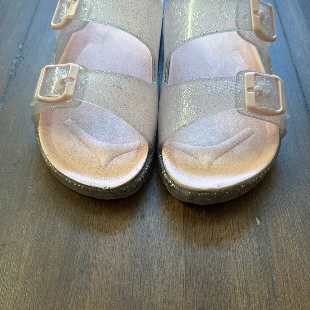 Size 2/3 Juicy Couture slippers and generic pink slides